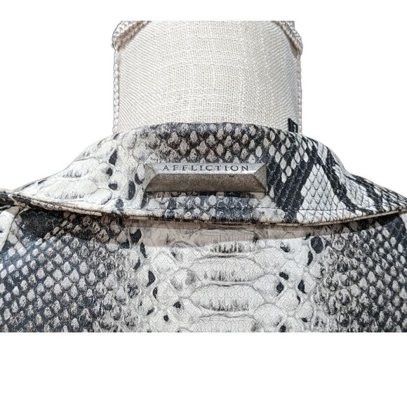 NWOT Affliction Women's Faux Snake Print Full Zip Moto Jacket Size XS - Picture 8 of 12